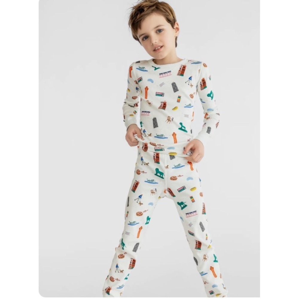 Smaller Things Kids Chicago City Print Pajama Set White Multi Size 7